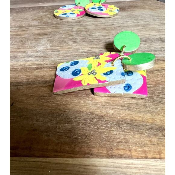 Handmade Polymer Clay Earrings Handcrafted Artwork Floral Sunflower - Picture 4 of 4